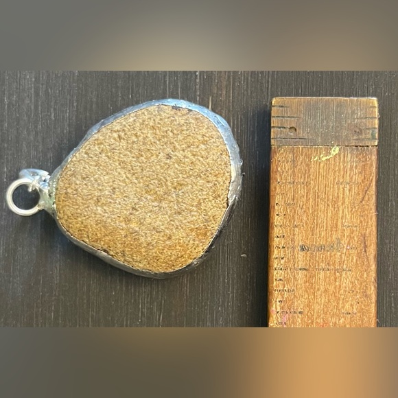 Pendant - Picture 3 of 5